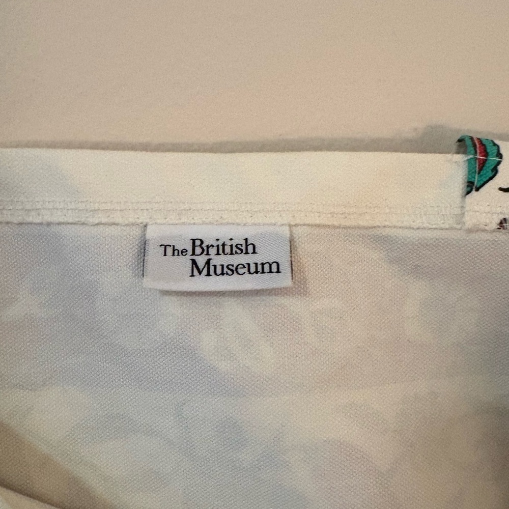 The British Museum Exclusive Floral Tote Bag - Picture 5 of 8